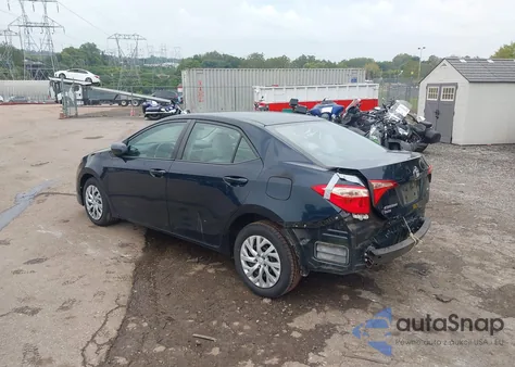 2017 Toyota Corolla Le z USA, uszkodzony, nr VIN 2T1BURHE6HC962810